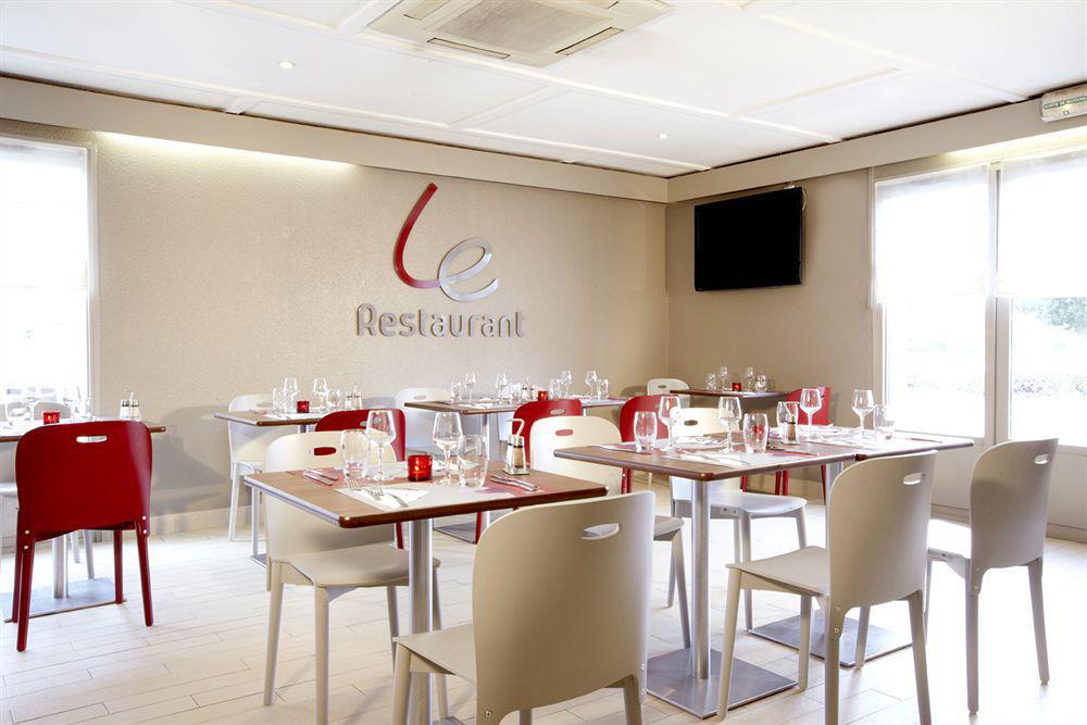 Campanile Lyon Dardilly Porte De Lyon Restoran gambar